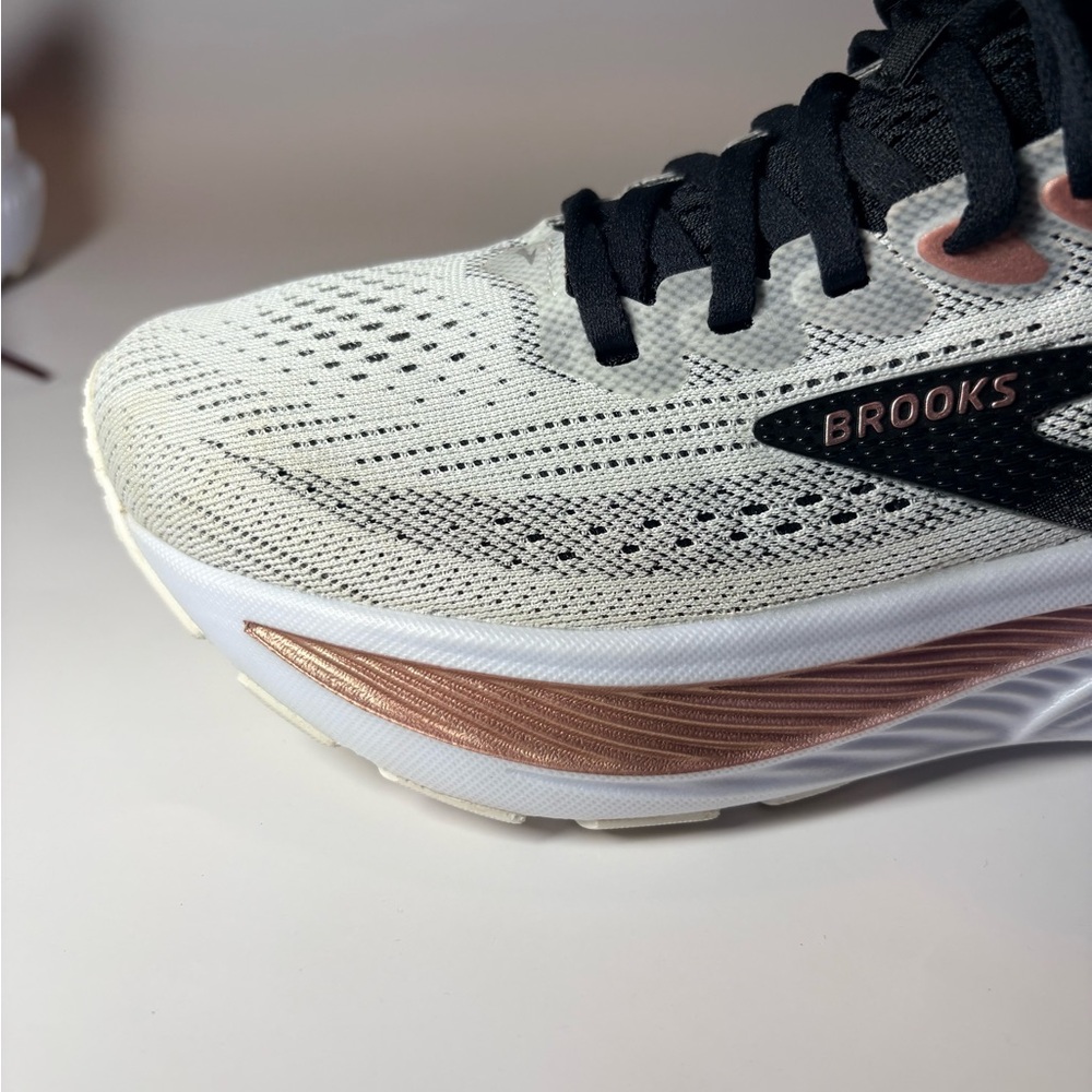 Brand New In Box Womens Brooks Ghost 17 Size 5 Wide. Off White, Rose Gold, Black - Picture 7 of 15
